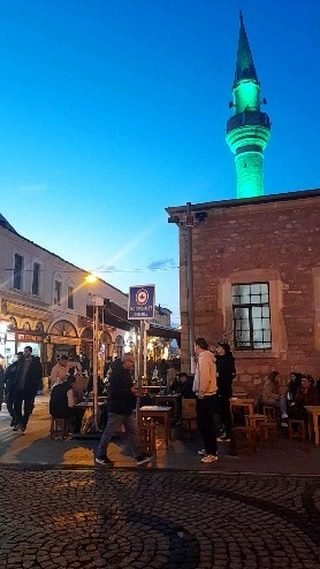 Bir cumartesi akşamı