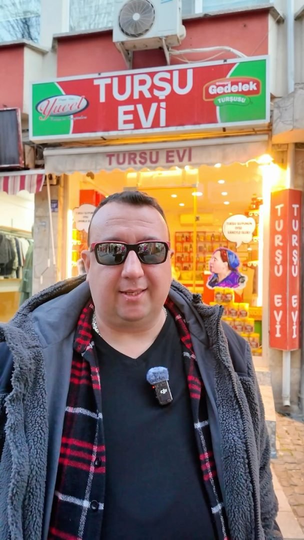 Çanakkale'nin ilk ve tek turşu evi! Turşu suyu ister sirkeden olsun…