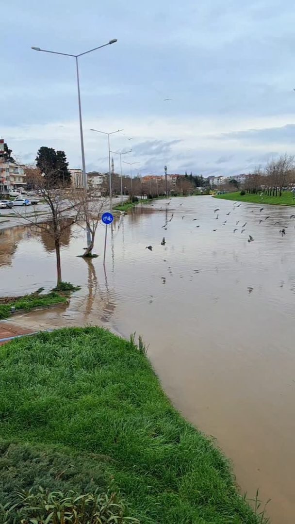 Merhaba dostlar 3 konu var onlara değinmeye çalıştık. İyi seyirler