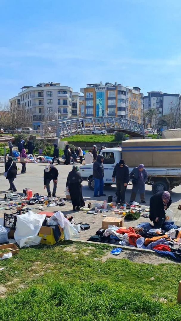 Bugün Çanakkale de günlerden bit pazarı