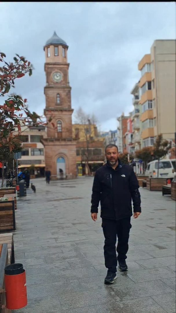 Yağmurlu bir Nisan sabahında