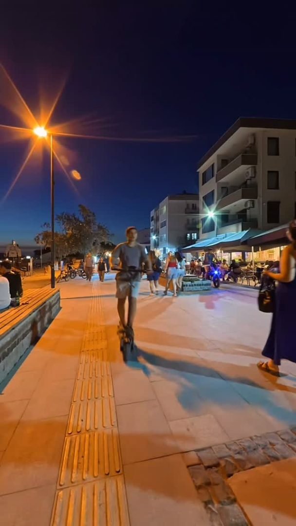 Yeni Kordonda gece