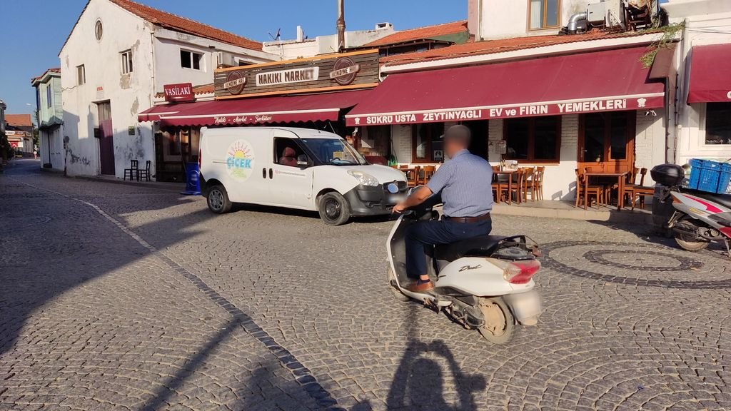 Çınaraltı Kıraathanesi
